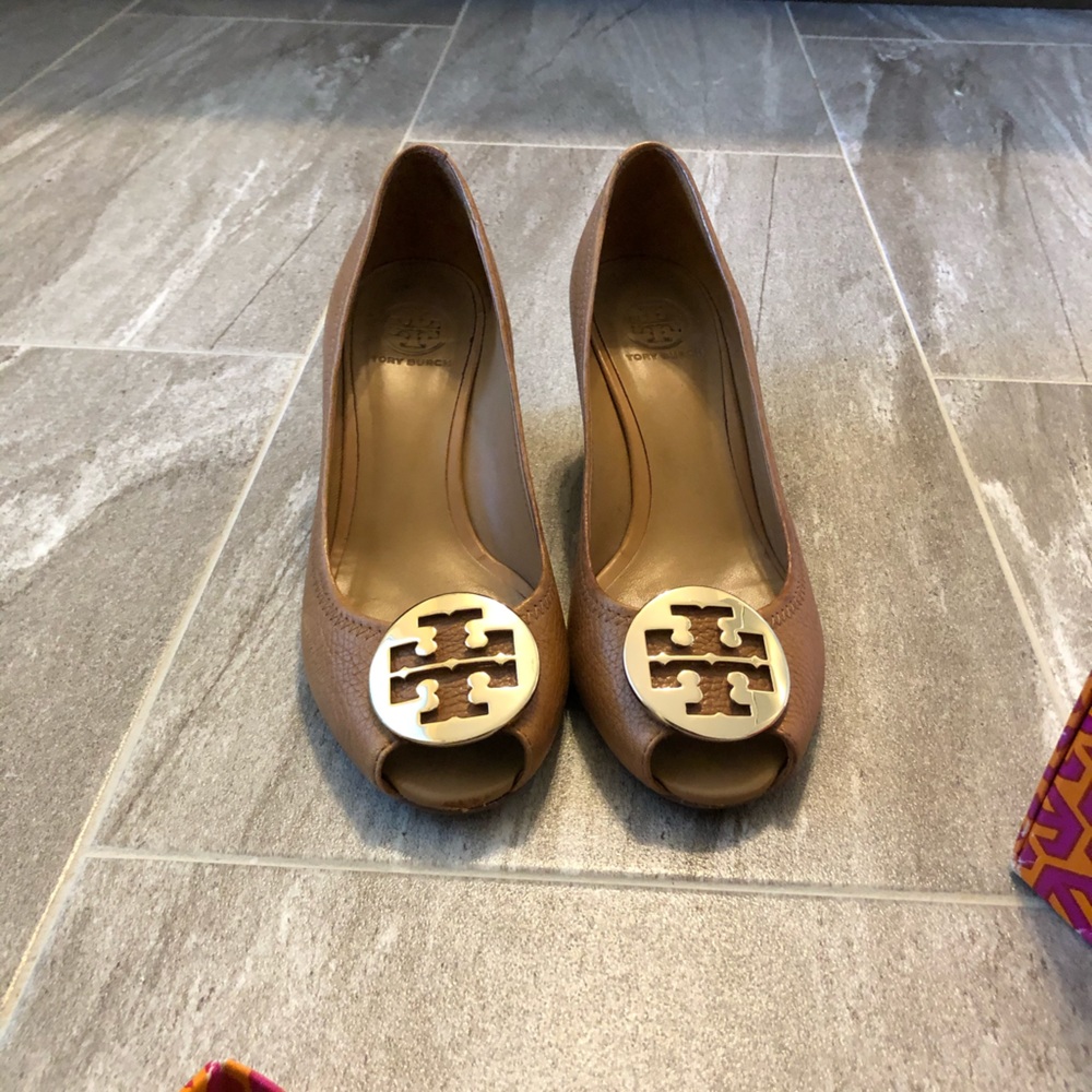Tory Burch Wedges with Box